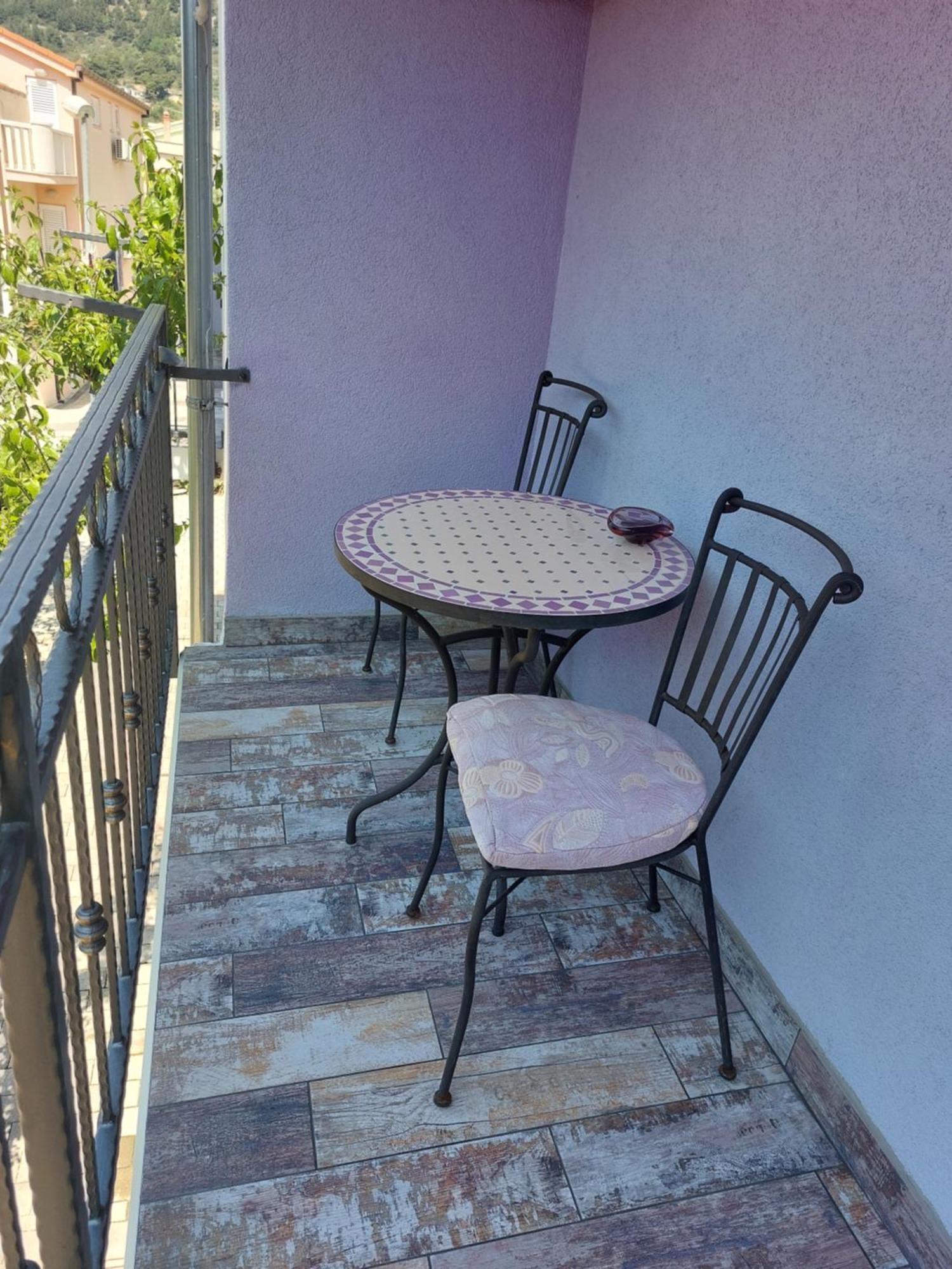 Apartments Villa Lilla Baška Voda Zimmer foto